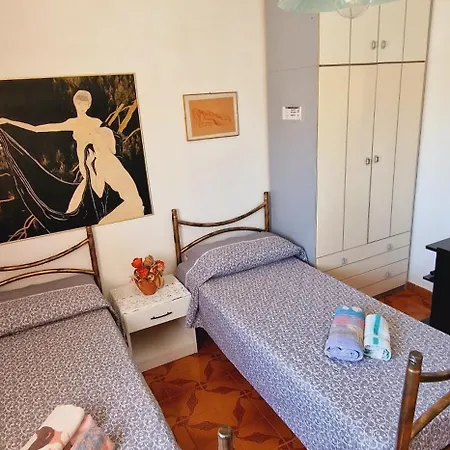 La Palma アパート *